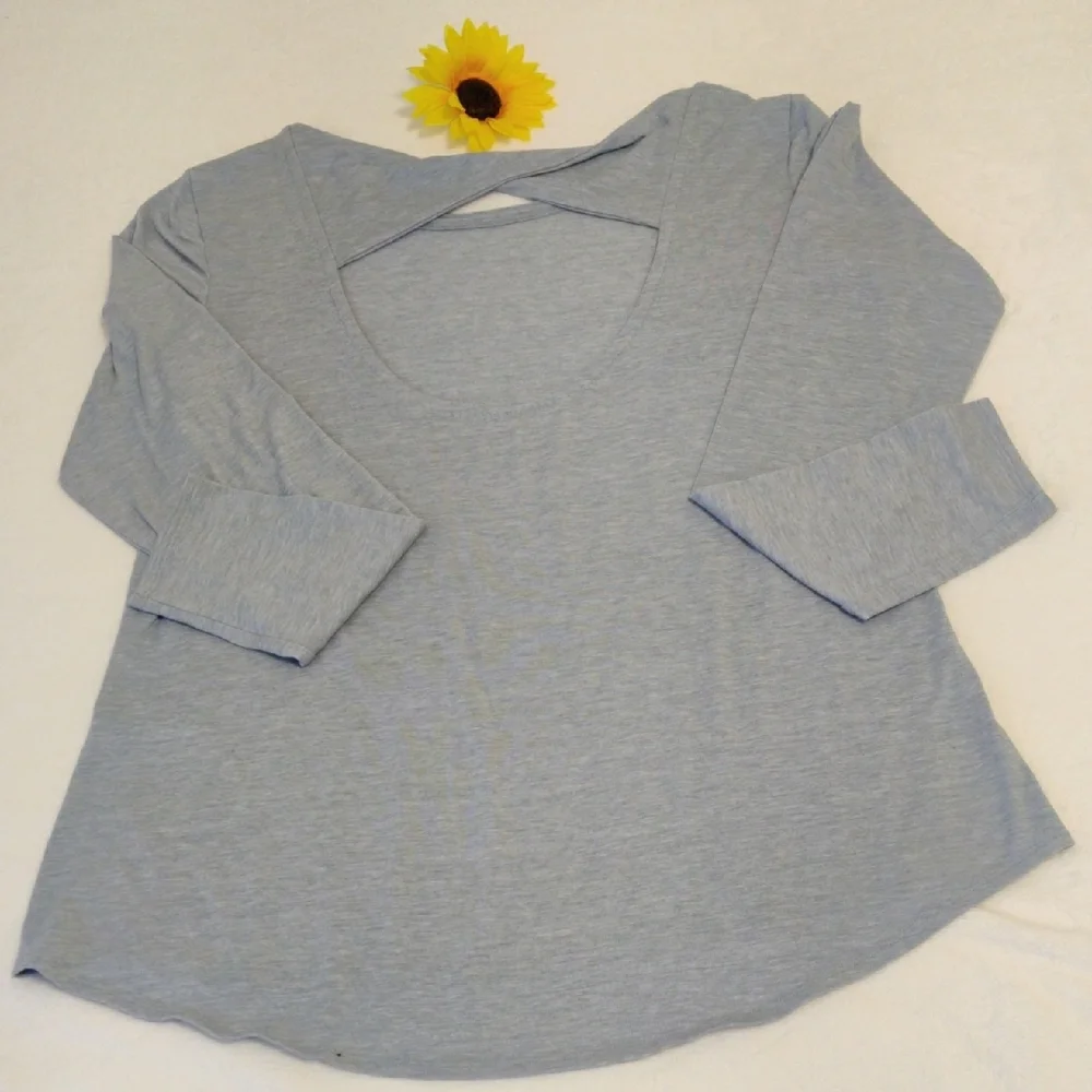 Athleta. Women's Light Gray Top - Picture 2 of 9